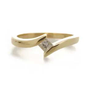 Yellow Gold Princess Diamond Twist Ring