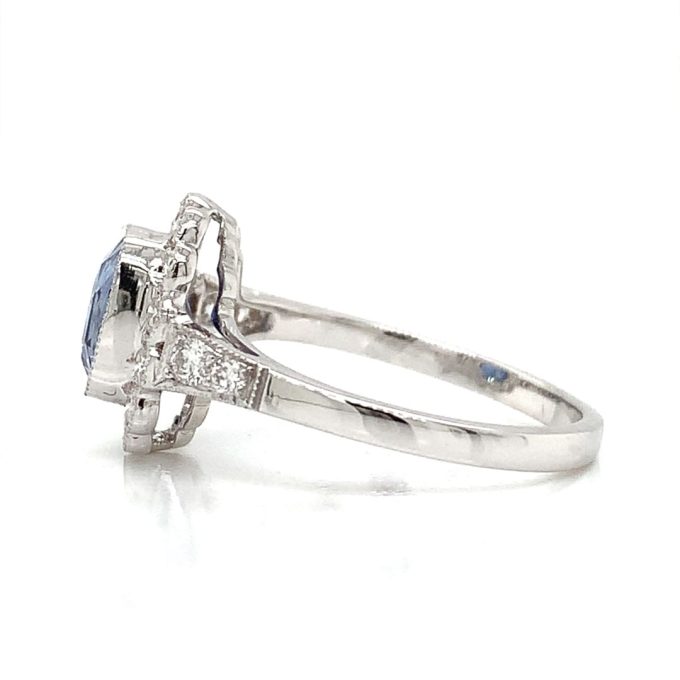 1.70ct Sapphire & Diamond Cluster Ring