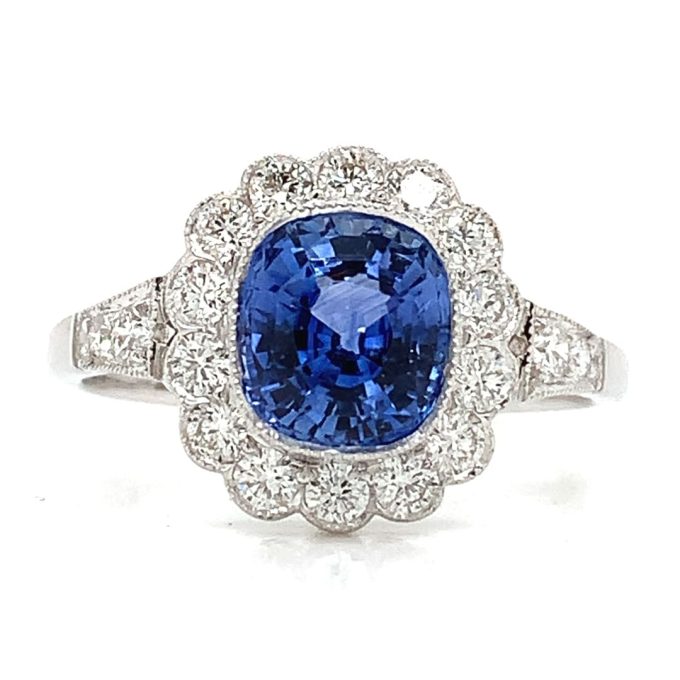 1.70ct Sapphire & Diamond Cluster Ring