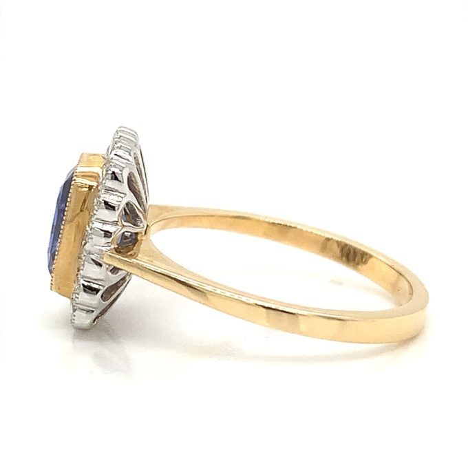 2.50ct Cushion Cut Sapphire Yellow Gold Ring