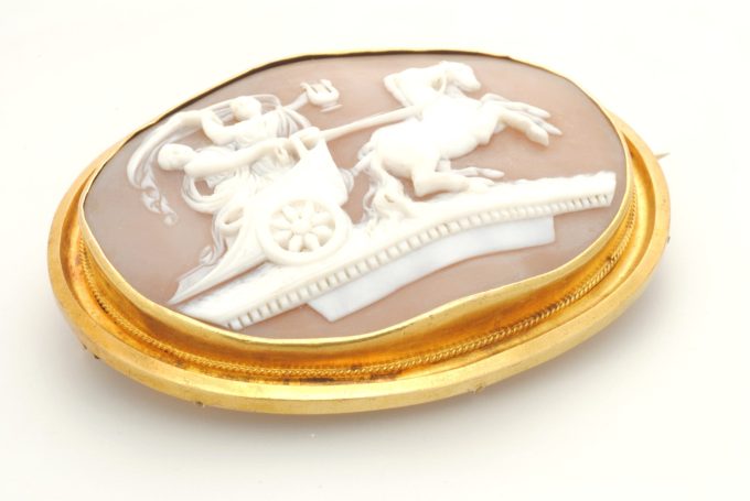 Gold Framed Shell Cameo