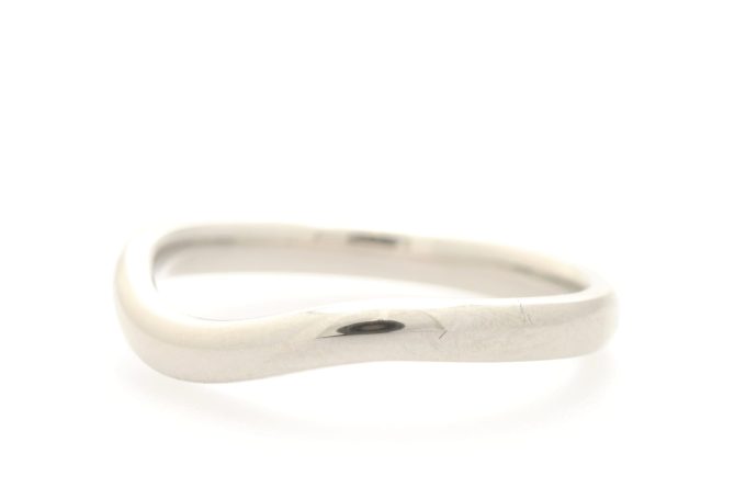 Platinum Shaped 2.5mm Band