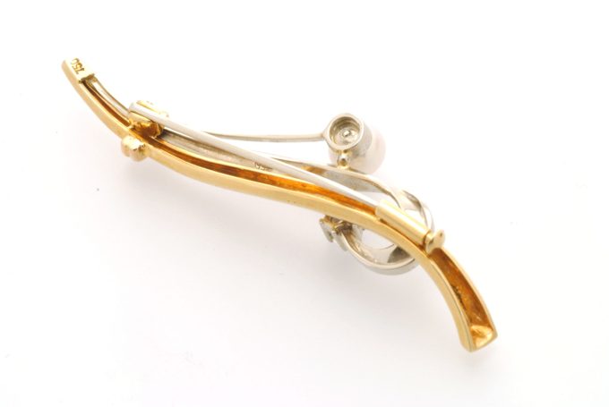 18ct Gold Diamond and Pearl Brooch