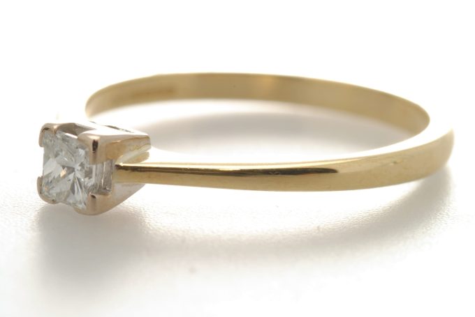 0.25 Carat Diamond Solitaire Ring