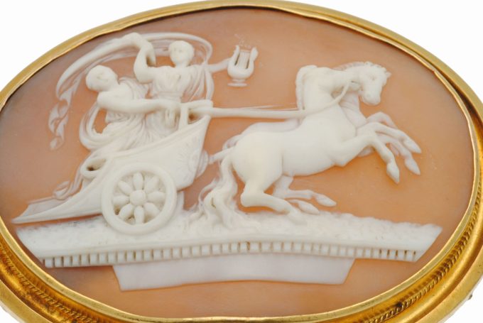 Gold Framed Shell Cameo