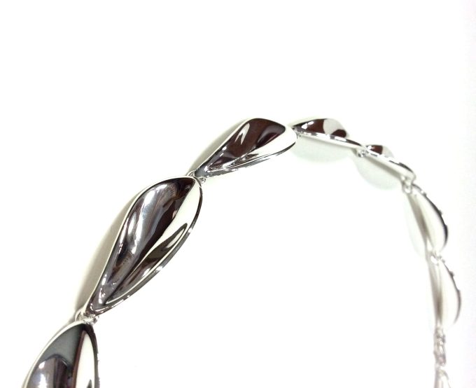 Silver Petal Link Necklace