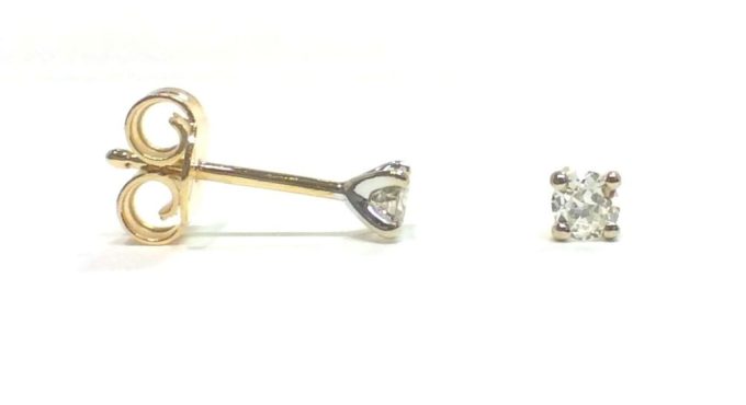 0.20ct Diamond Stud Earrings