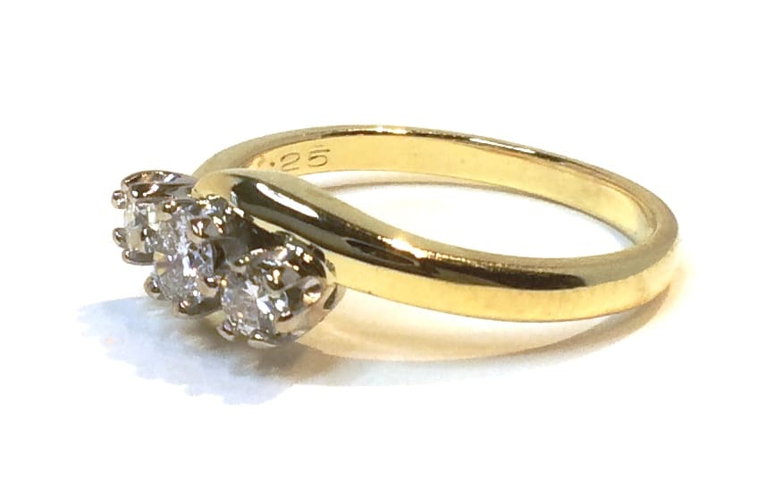 18ct Gold Diamond Trilogy Twist Ring