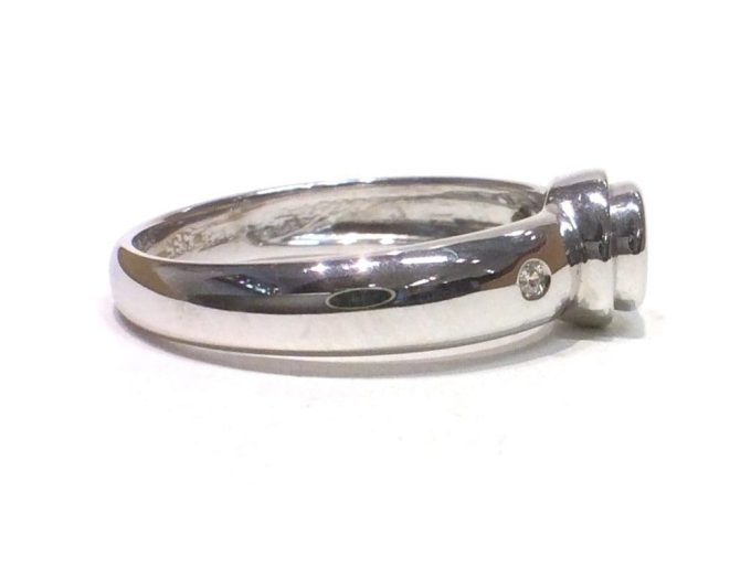 Band Style Cubic Zirconia Solitaire Ring