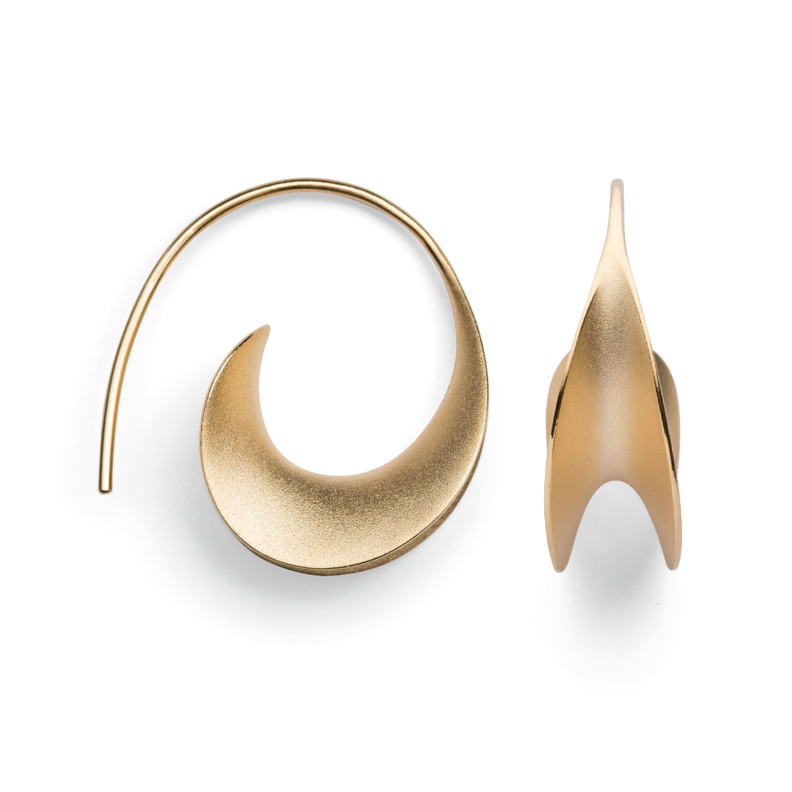 Bastian Earring with a Characteristic Shape