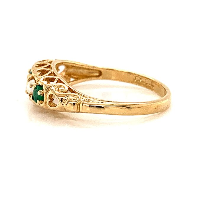 Vintage Style Emerald and Pearl Ring