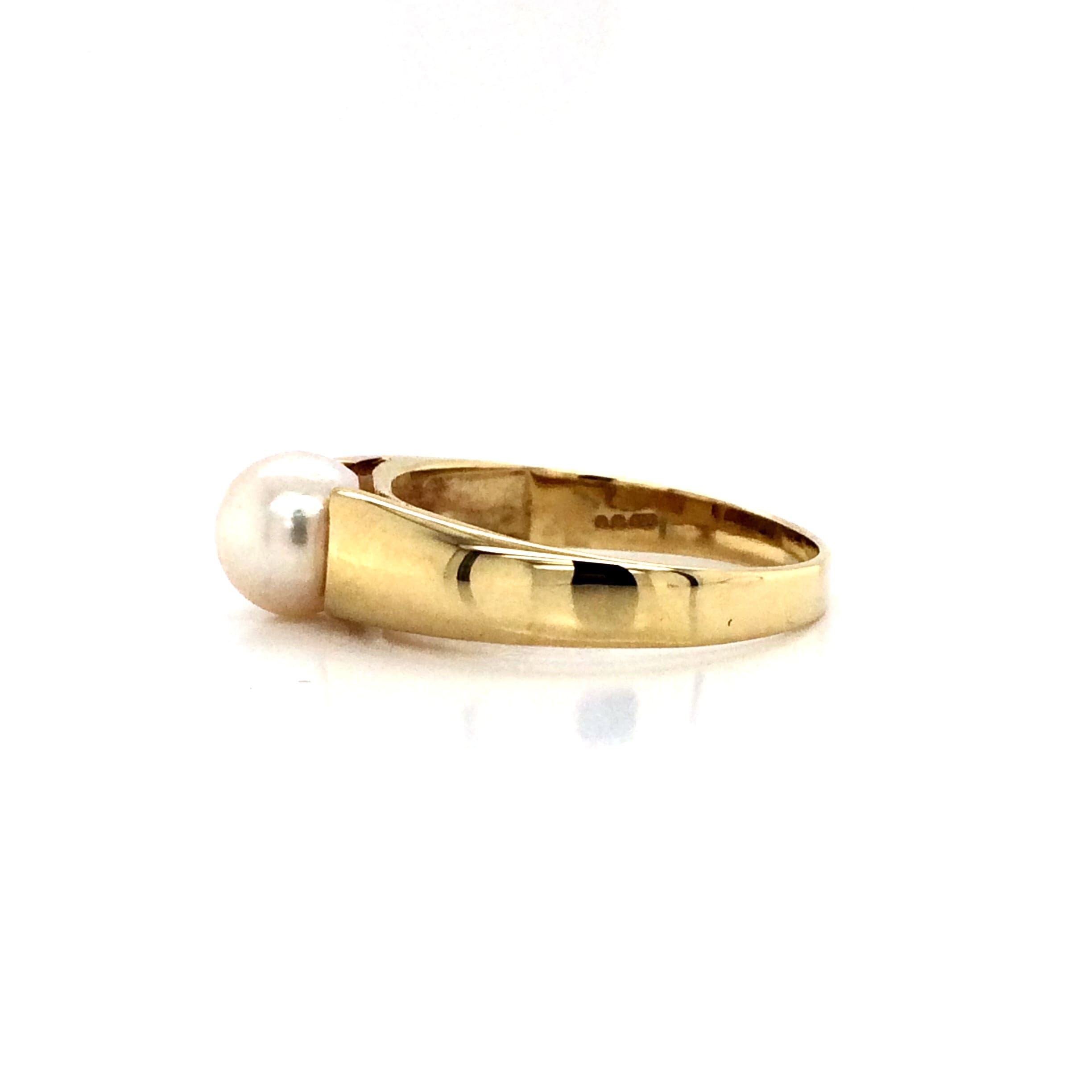 9ct Gold Pearl Set Ring