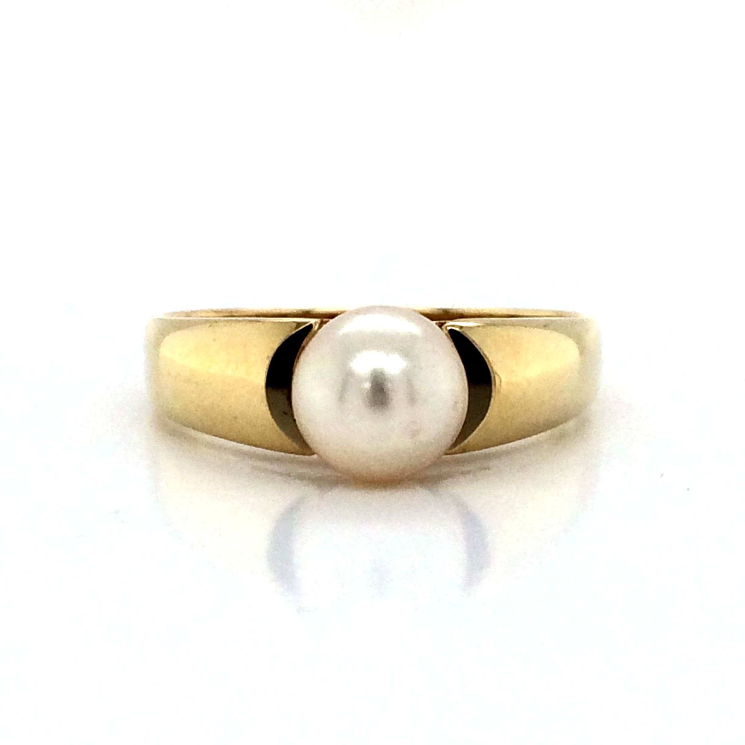 9ct Gold Pearl Set Ring