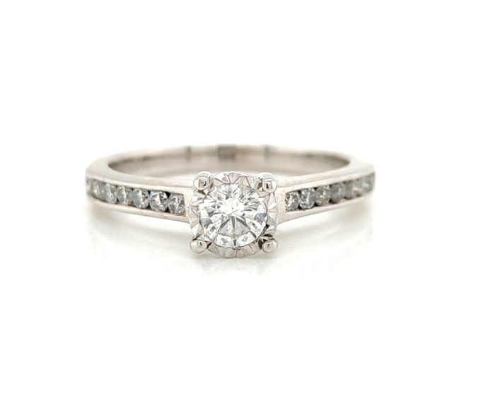 Diamond Shoulder Solitaire Ring