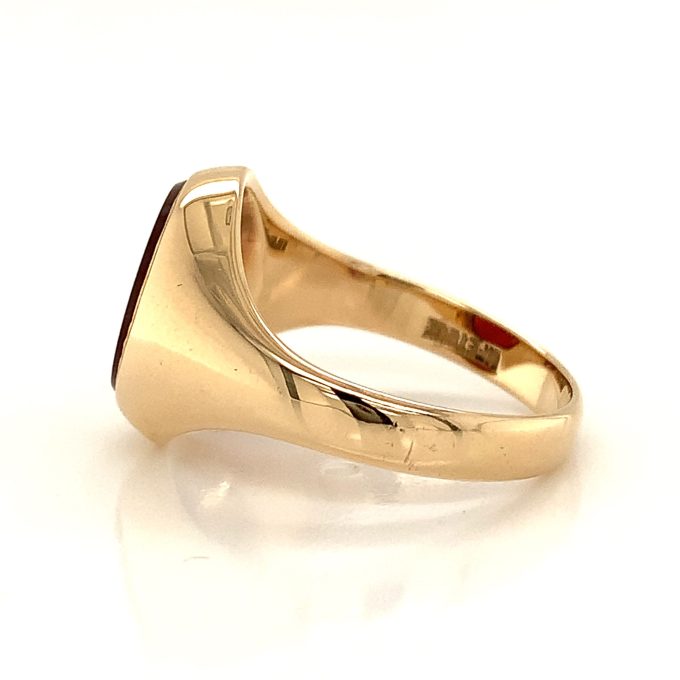 Gents Oval Carnelian Signet Ring
