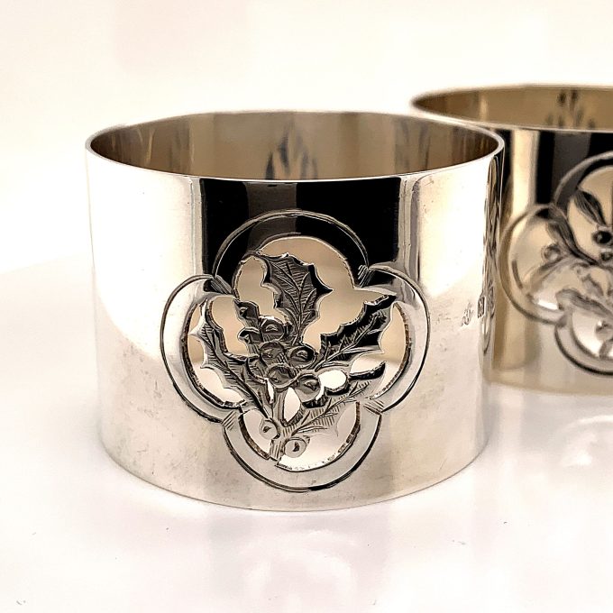Holly & Mistletoe Silver Napkin Rings
