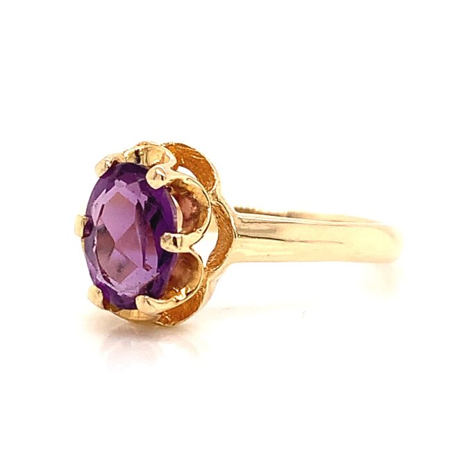 Gold Amethyst Solitaire Ring