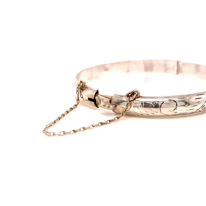 Traditional Hinged Silver Bangle