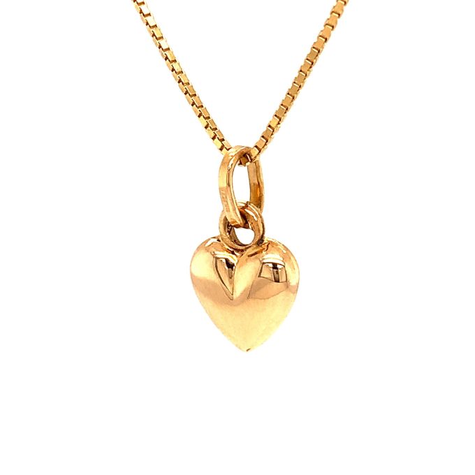 Small Heart Gold Pendant Necklace