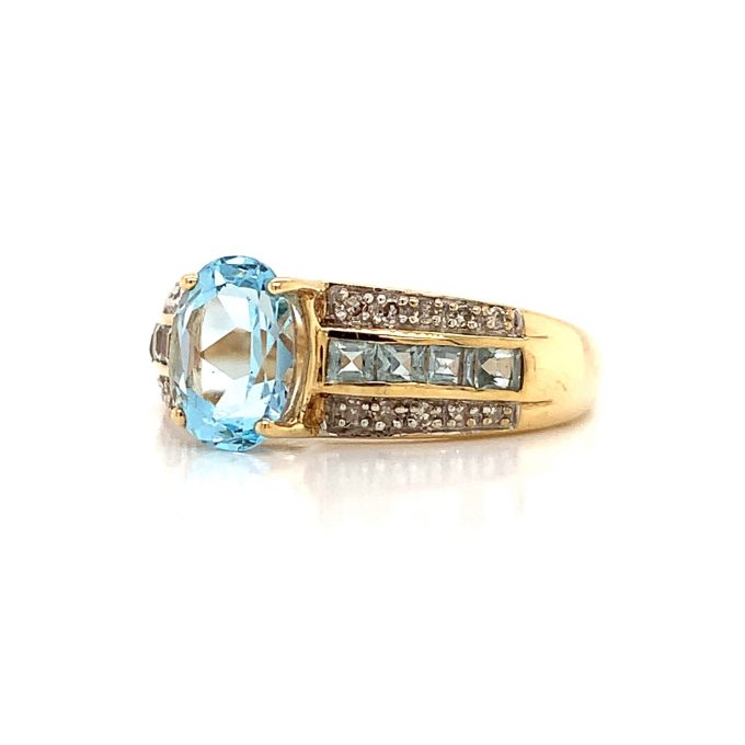Aquamarine and Diamond Dress Ring