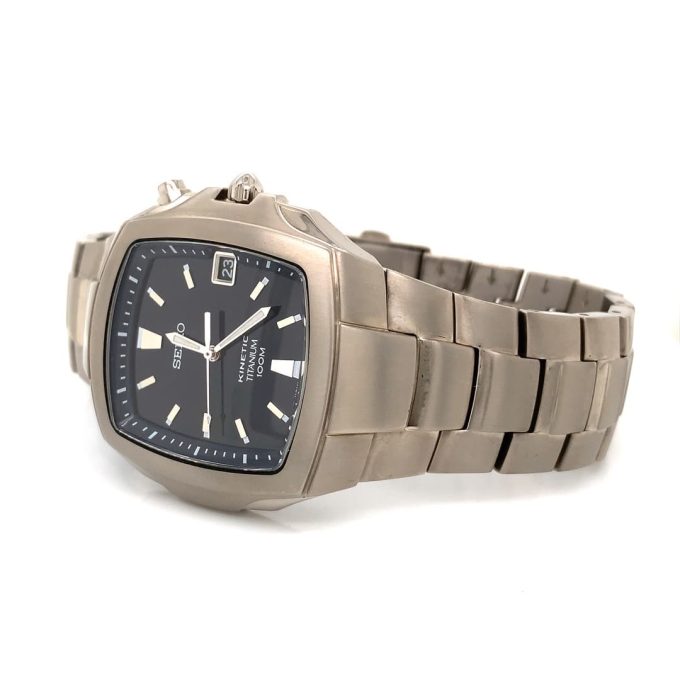 Seiko Kinetic Titanium Watch
