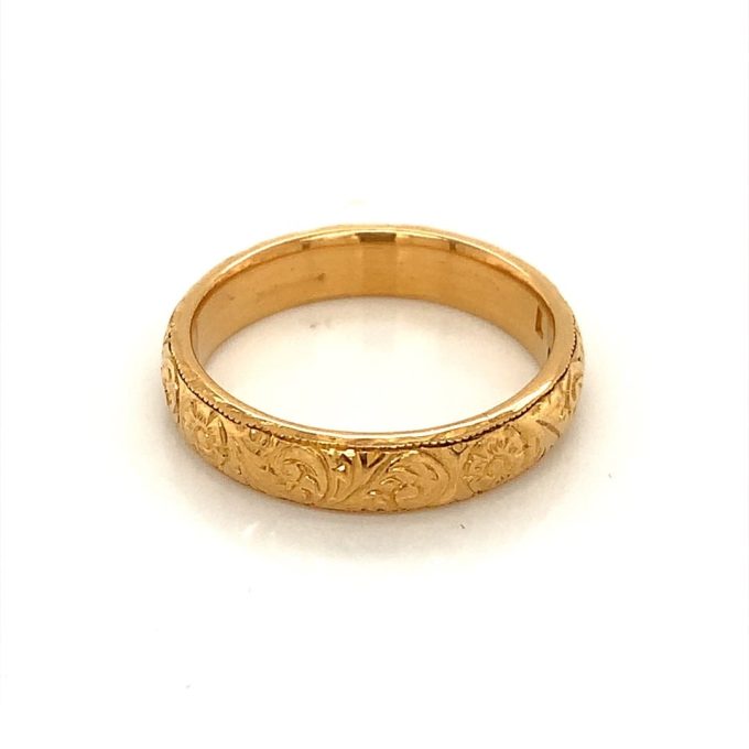 Vintage 22ct Gold Engraved Band