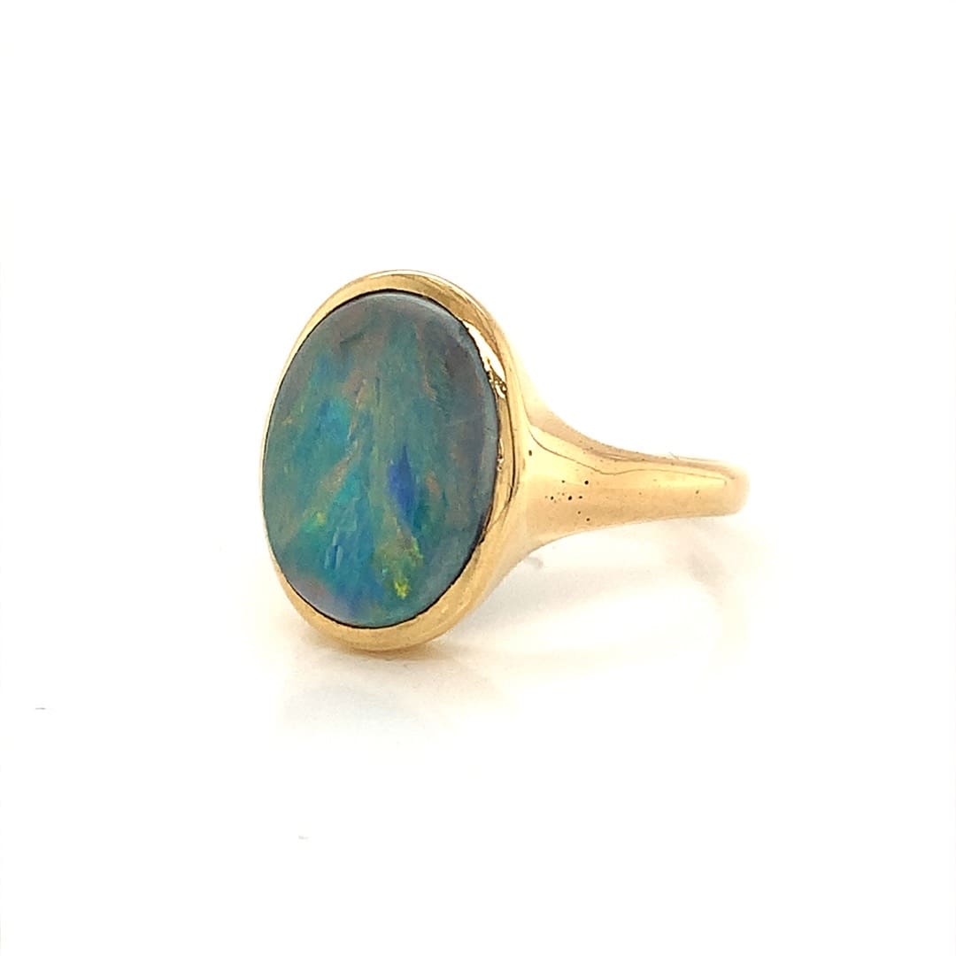 18ct Gold Opal Ring
