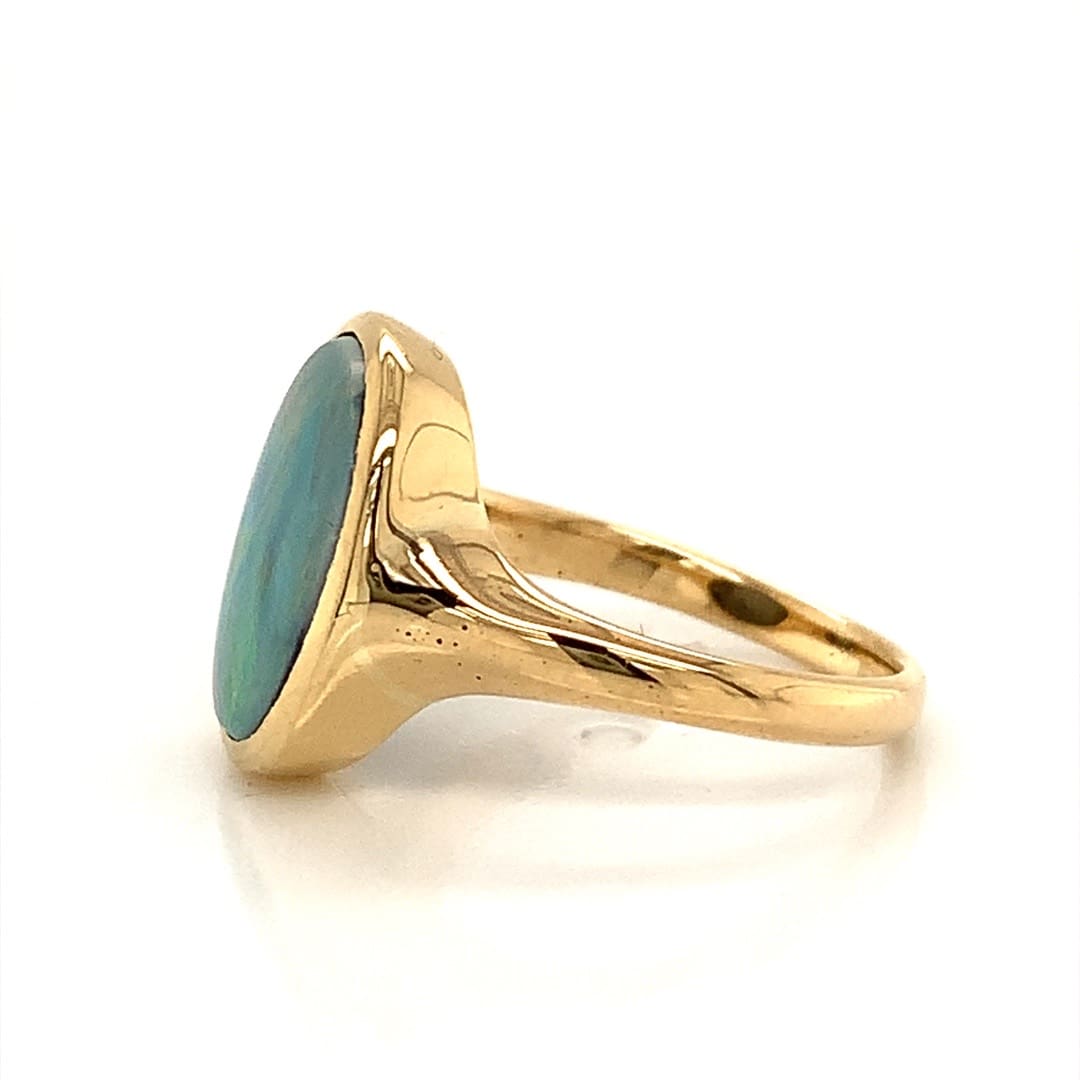 18ct Gold Opal Ring