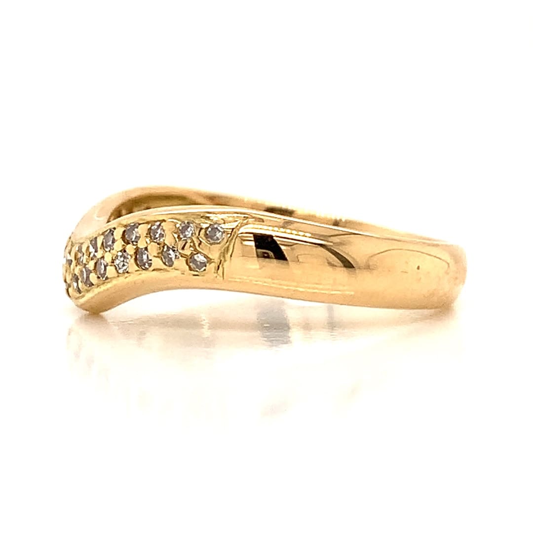 18ct Yellow Gold Diamond pave Shaped Band