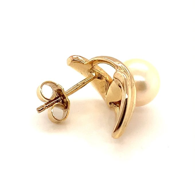 White Freshwater Pearl Stud Earrings