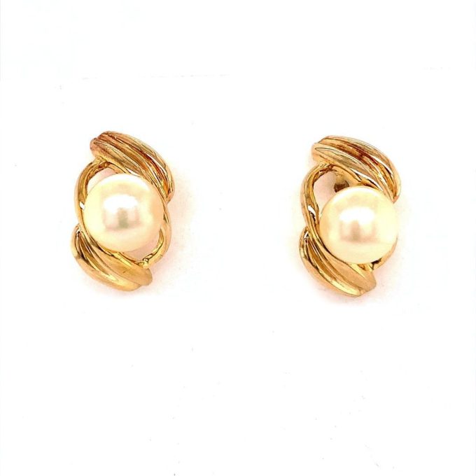 White Freshwater Pearl Stud Earrings