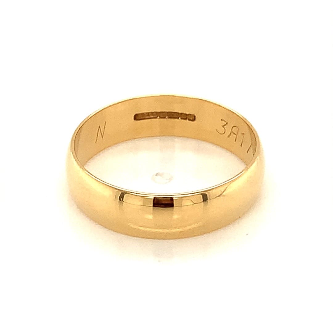 18ct Yellow Gold 5mm D-Shape Band