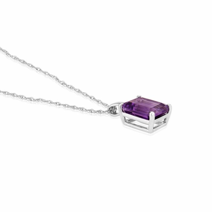 White Gold Amethyst Pendant Necklace