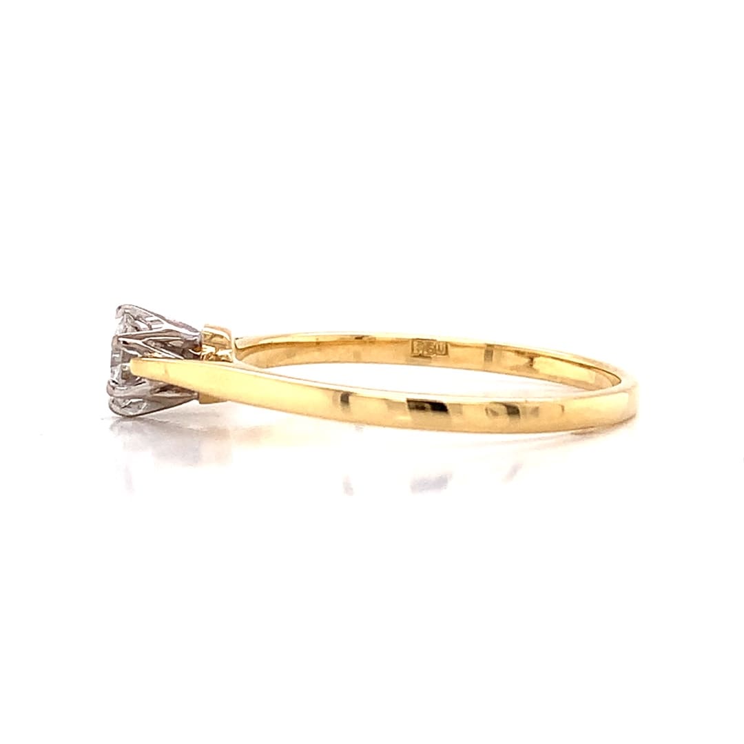 Vintage 0.30ct Diamond Solitaire Ring