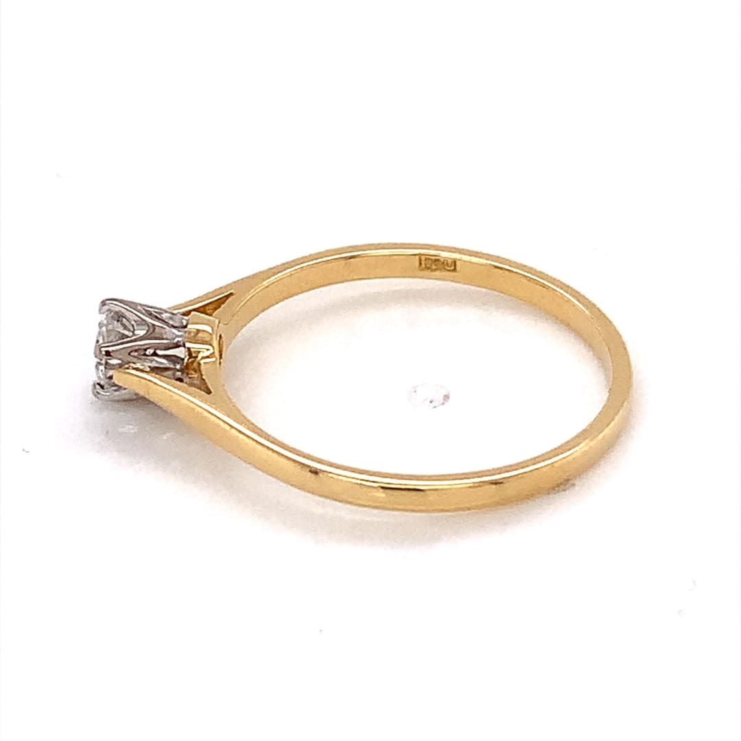 Vintage 0.30ct Diamond Solitaire Ring