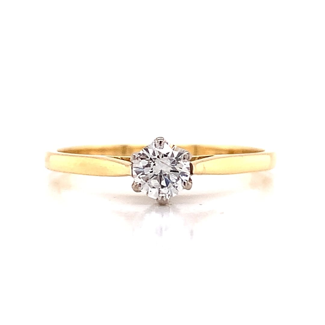 Vintage 0.30ct Diamond Solitaire Ring