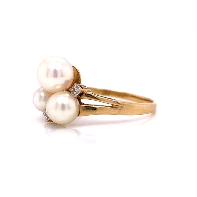 18ct Pearl and Diamond Dress Ring