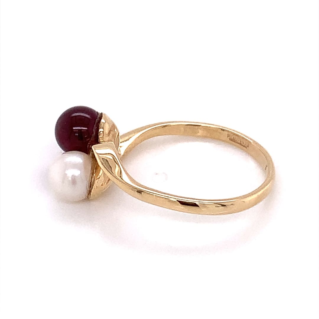 9ct Gold Garnet & Pearl Dress Ring