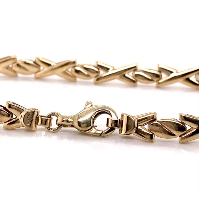Yellow Gold Kiss Link Bracelet