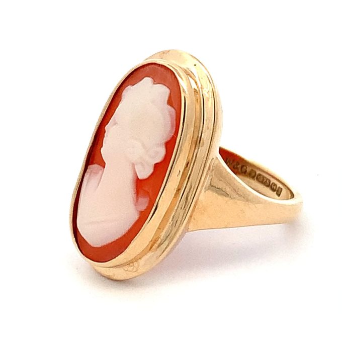 9ct Gold Tall Cameo Ring