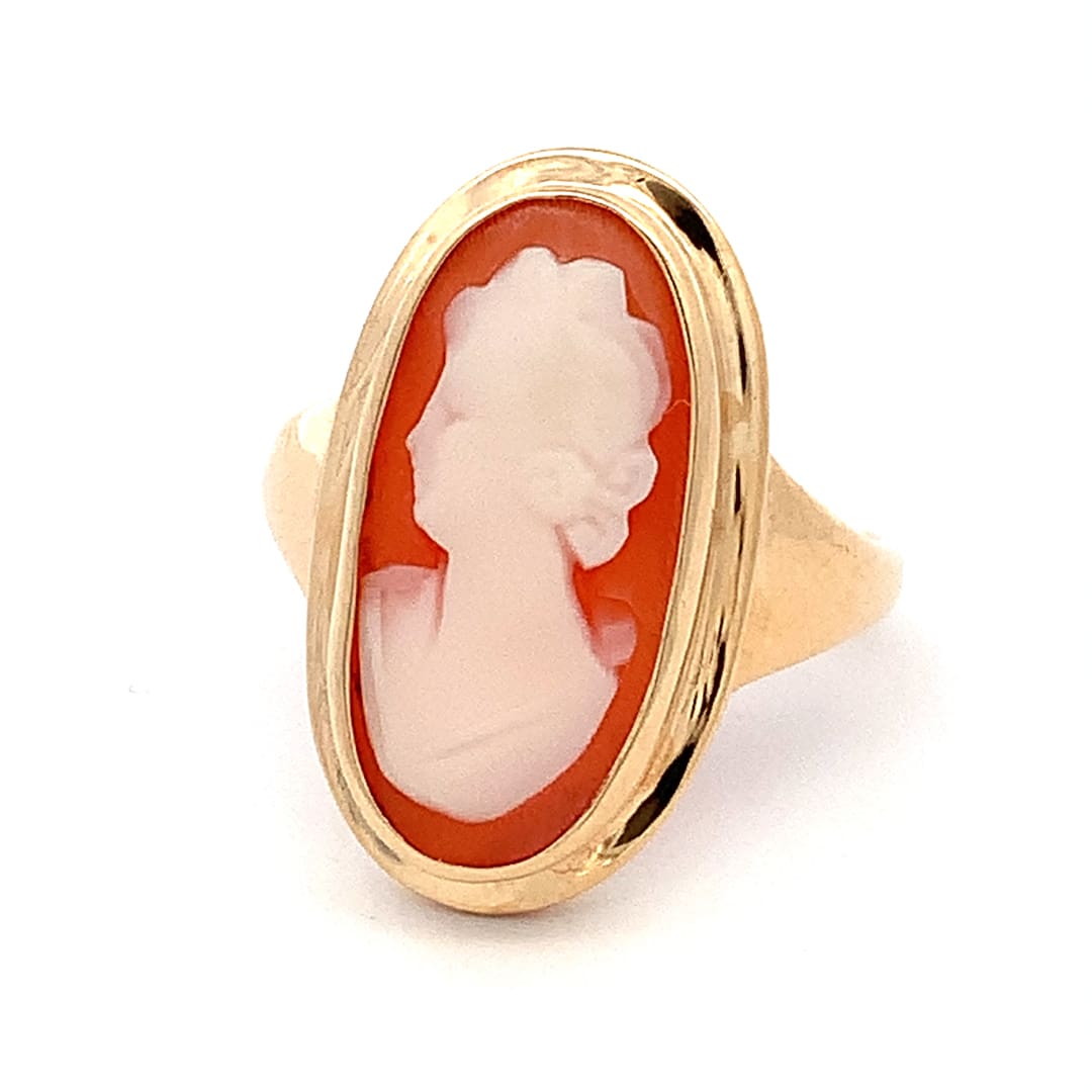 9ct Gold Tall Cameo Ring