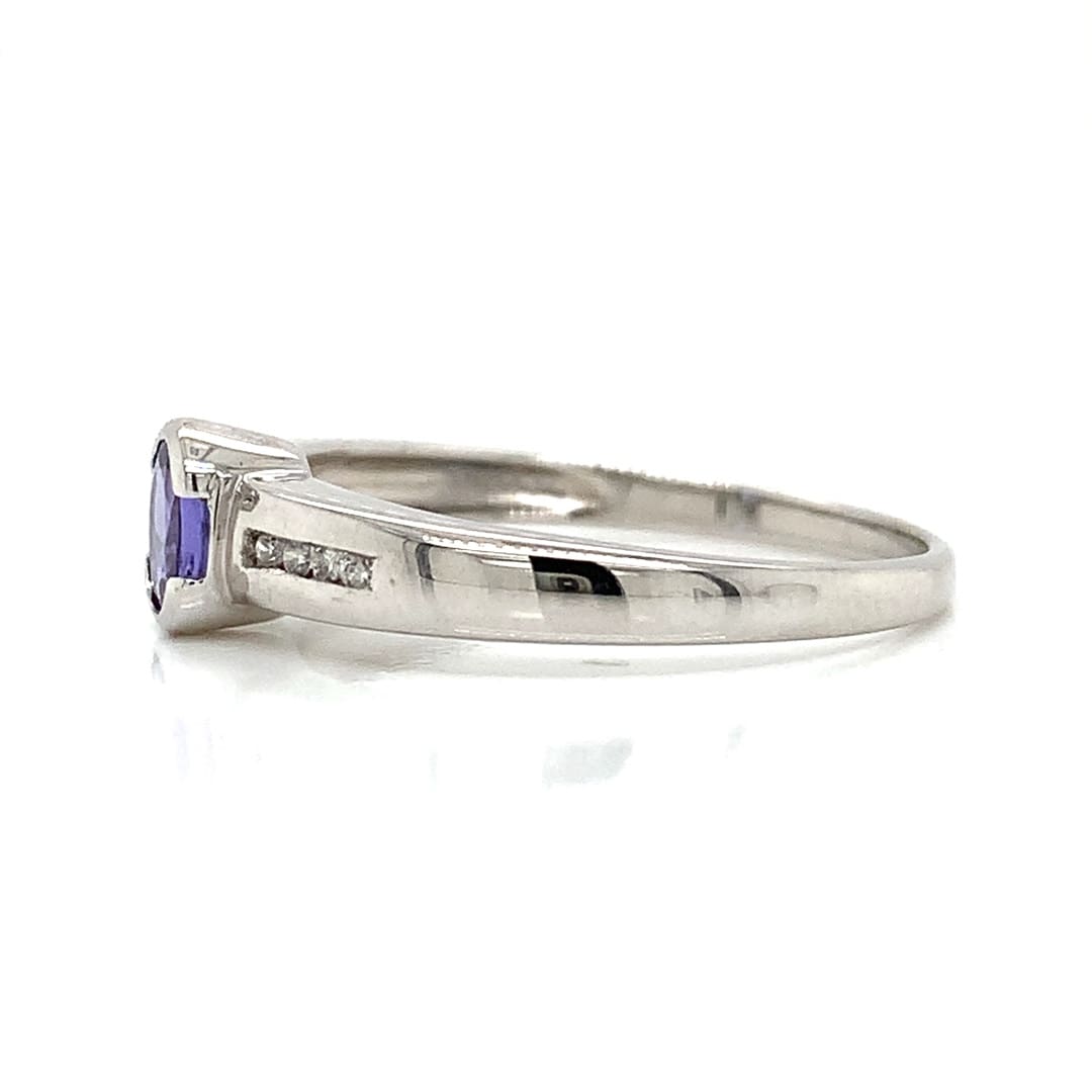 Tanzanite and Diamond Band Style Ring