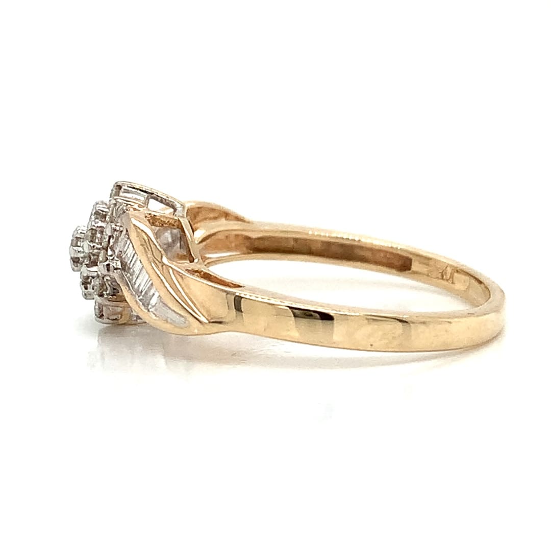 Diamond Cluster Twist Ring