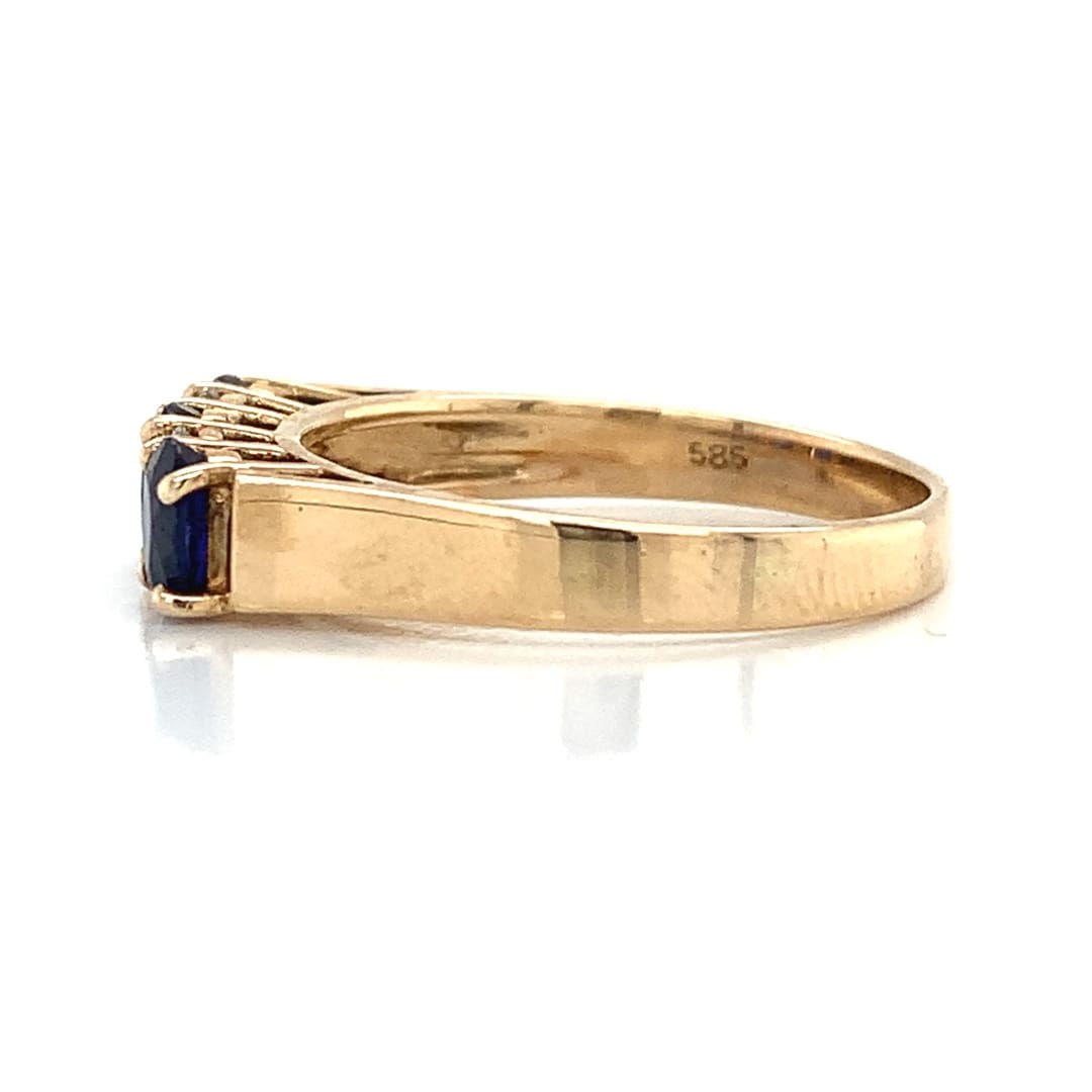 Sapphire and CZ 14ct Gold Ring