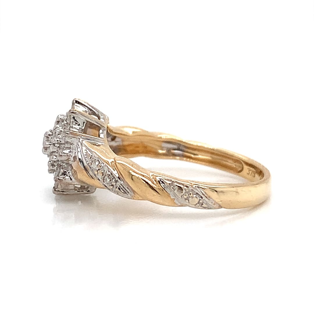 0.25ct Diamond Cluster Ring
