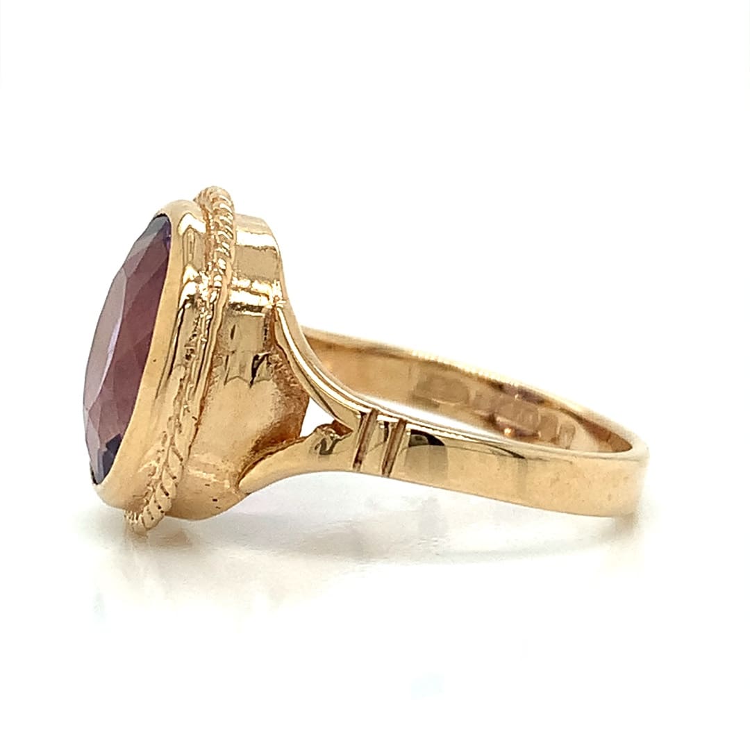 Traditional Wire Frame Amethyst Gold Ring