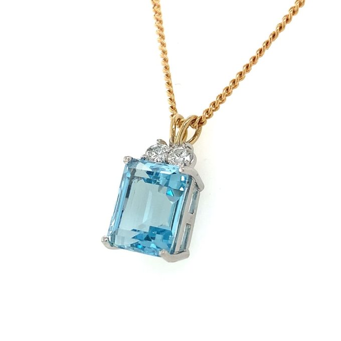 Aquamarine and Diamond Necklace