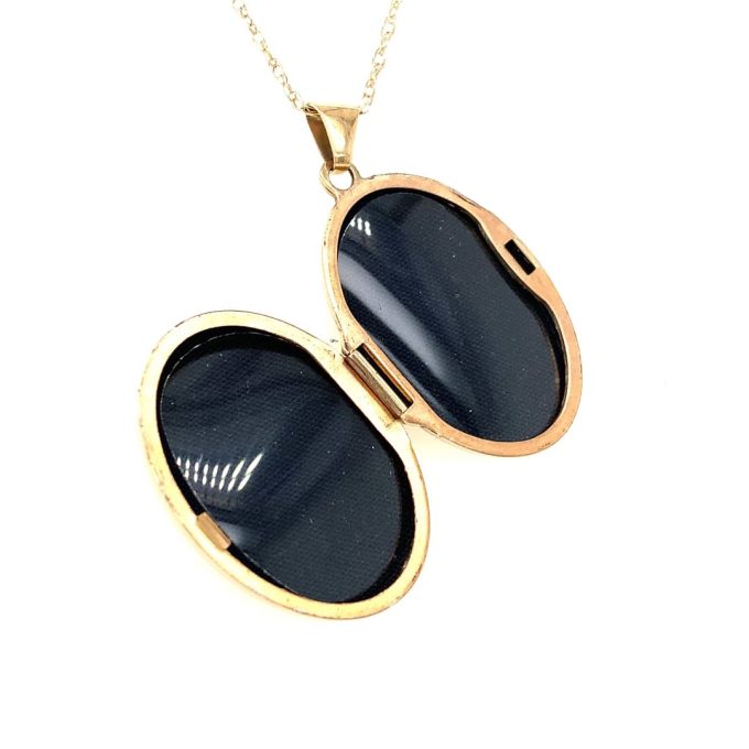 9ct Gold Engraved Locket