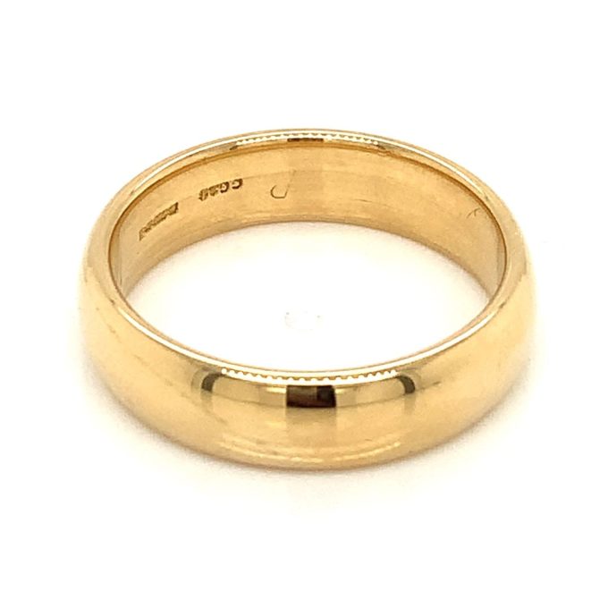 18ct Gold 5.7mm Court Shape Band