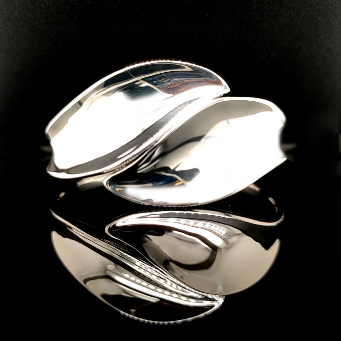 Silver Cross-over Effect Cuff